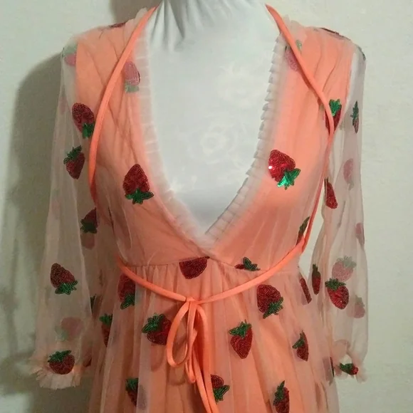 STRAWBERRY 🍓 DELIGHT.....Sexy Sequin Tulle Dress - Picture 3 of 9